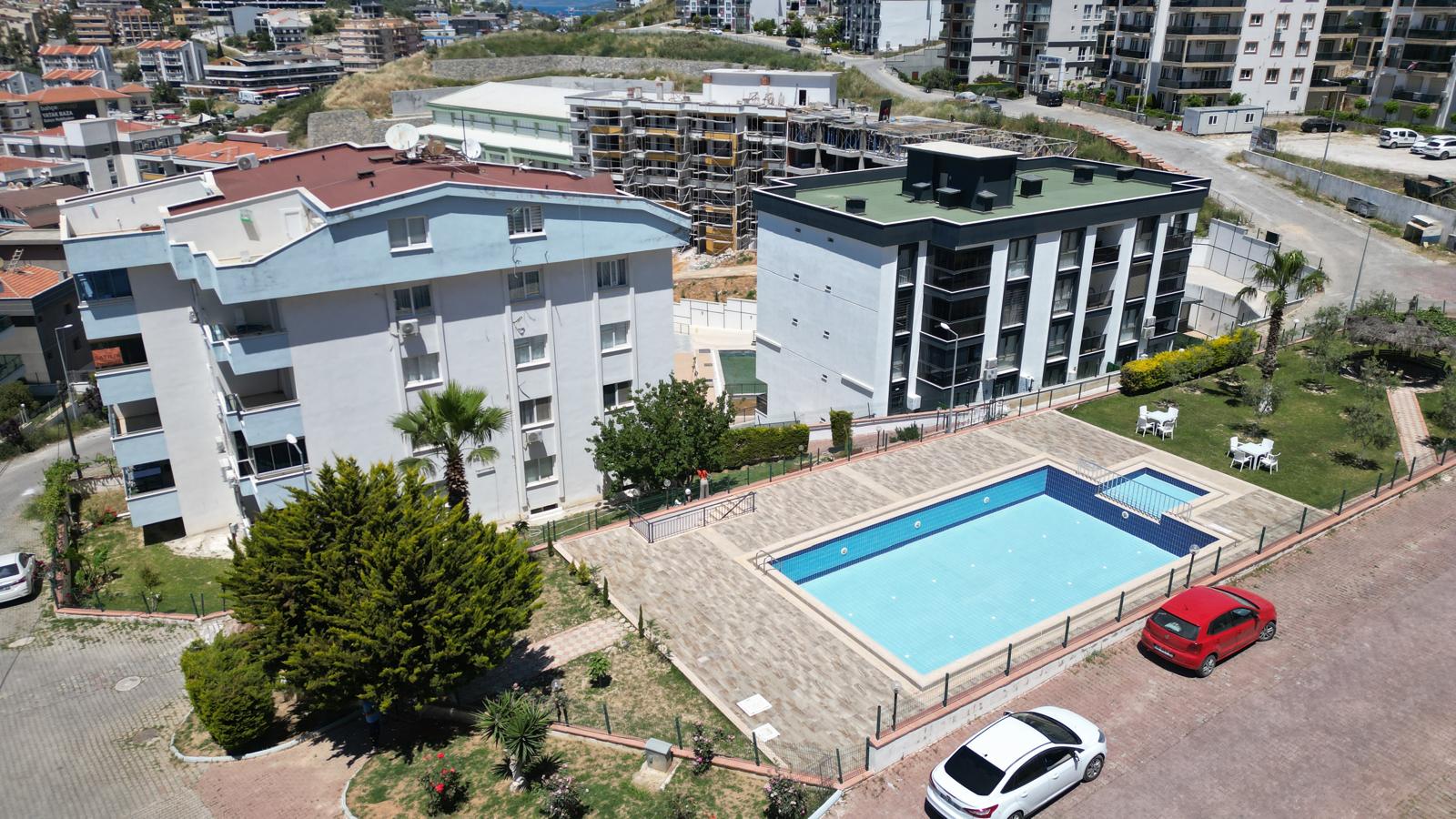 KUŞADASI DEĞİRMENDERE MAHALLESİNDE 3+1 DAİRE.