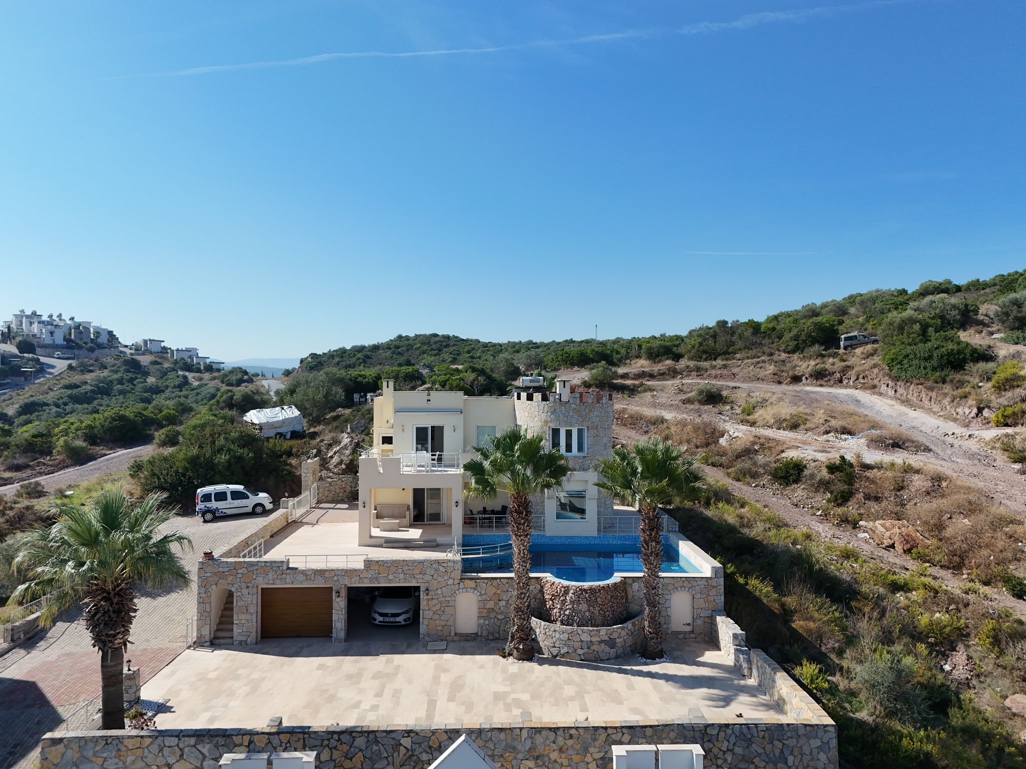 3+1 DETACHED VILLA WITH PRIVATE POOL IN BODRUM GÜLLÜK.